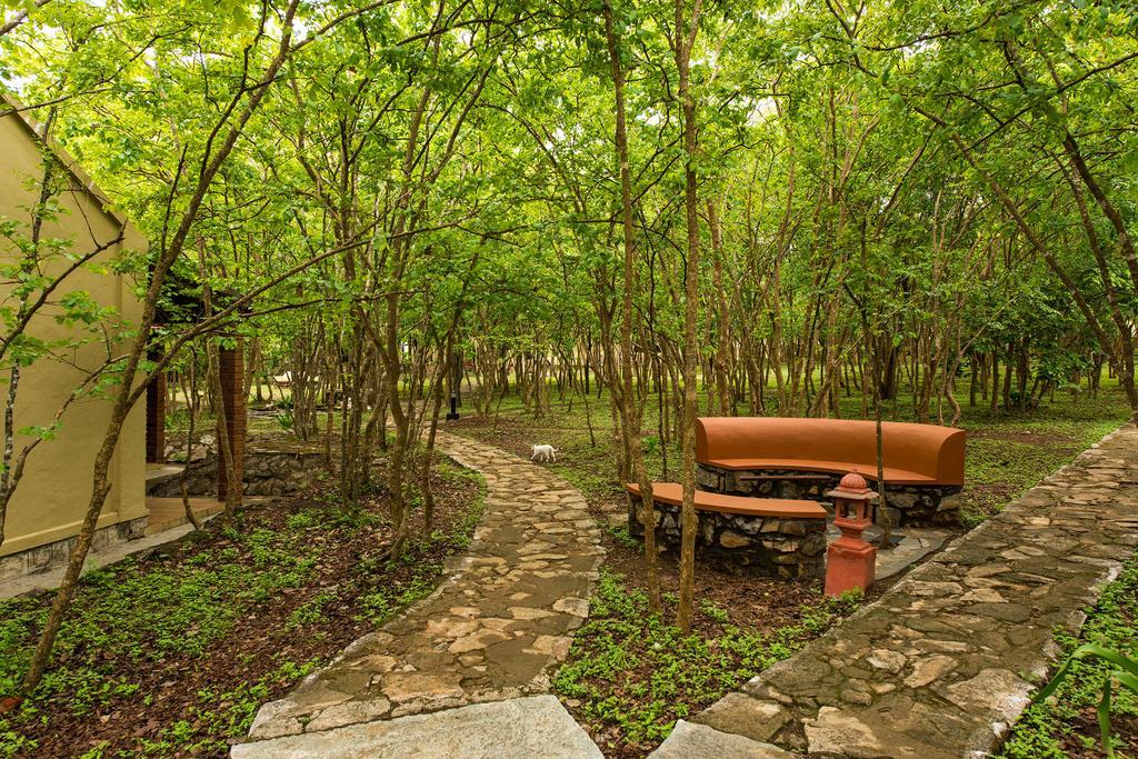 The Windflower Jungle Resort & Spa, Bandipur Bagian luar foto